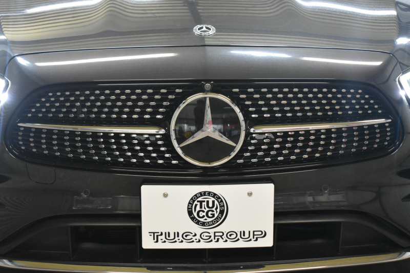 メルセデスベンツ Eクラス E200 ｽﾎﾟｰﾂ ｴｸｽｸﾙｰｼﾌﾞAMGﾗｲﾝｲﾝﾃﾘｱP ﾚｰﾀﾞｰｾｰﾌﾃｨP 後期型 ﾊﾟﾉﾗﾏｻﾝﾙｰﾌ ﾌﾞﾙﾒS MEｺﾈｸﾄ 全席ﾋｰﾀｰ黒革 ﾃﾞｨｽﾄﾛ BSM Lﾁｪﾝｼﾞ AMGｴｱﾛ19AW ｷｰﾚｽGO ﾊﾟｰｸﾄﾛ HUD  ﾏﾙﾁｶﾗｰｱﾝﾋﾞｴﾝﾄ 対話式ﾅﾋﾞ 360ｶﾒﾗ 2年保証