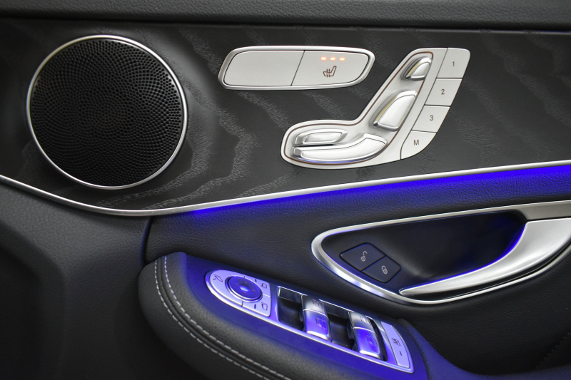 メルセデスベンツ Cクラス C220dﾜｺﾞﾝ ﾛｰﾚｳｽED ｽﾎﾟｰﾂﾌﾟﾗｽP ﾚｰﾀﾞｰｾｰﾌﾃｨP 後期型 ﾋｰﾀｰ黒革 ﾃﾞｨｽﾄﾛ BSM Lﾁｪﾝｼﾞ AMGｴｱﾛ18AW ｷｰﾚｽGO PTS 液晶ﾒｰﾀｰ HUD ﾌｯﾄｹﾞｰﾄ 地ﾃﾞｼﾞﾅﾋﾞ ﾊﾞｯｸｶﾒﾗ 2年保証