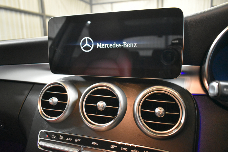 メルセデスベンツ Cクラス C200 ﾛｰﾚｳｽｴﾃﾞｨｼｮﾝ ｽﾎﾟｰﾂ+P ﾚｻﾞｰｴｸｽｸﾙｰｼﾌﾞP  ﾚｰﾀﾞｰｾｰﾌﾃｨP 特別仕様 BSG搭載 ﾊﾟﾉﾗﾏｻﾝﾙｰﾌ ﾌﾞﾙﾒｽﾀS ﾋｰﾀｰﾍﾞﾝﾁﾚｰﾀｰ赤本革 360ｶﾒﾗ ﾃﾞｨｽﾄﾛ BSM Lｷｰﾌﾟ AMGｴｱﾛ18AW ｷｰﾚｽGo PTS 液晶ﾒｰﾀｰ  LEDﾍｯﾄﾞﾗｲﾄ 地ﾃﾞｼﾞﾅﾋﾞ2年保証