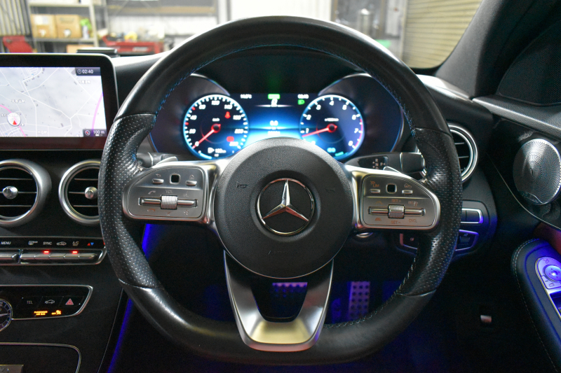 メルセデスベンツ Cクラス C200 ﾛｰﾚｳｽｴﾃﾞｨｼｮﾝ ｽﾎﾟｰﾂ+P ﾚｻﾞｰｴｸｽｸﾙｰｼﾌﾞP  ﾚｰﾀﾞｰｾｰﾌﾃｨP 特別仕様 BSG搭載 ﾊﾟﾉﾗﾏｻﾝﾙｰﾌ ﾌﾞﾙﾒｽﾀS ﾋｰﾀｰﾍﾞﾝﾁﾚｰﾀｰ赤本革 360ｶﾒﾗ ﾃﾞｨｽﾄﾛ BSM Lｷｰﾌﾟ AMGｴｱﾛ18AW ｷｰﾚｽGo PTS 液晶ﾒｰﾀｰ  LEDﾍｯﾄﾞﾗｲﾄ 地ﾃﾞｼﾞﾅﾋﾞ2年保証