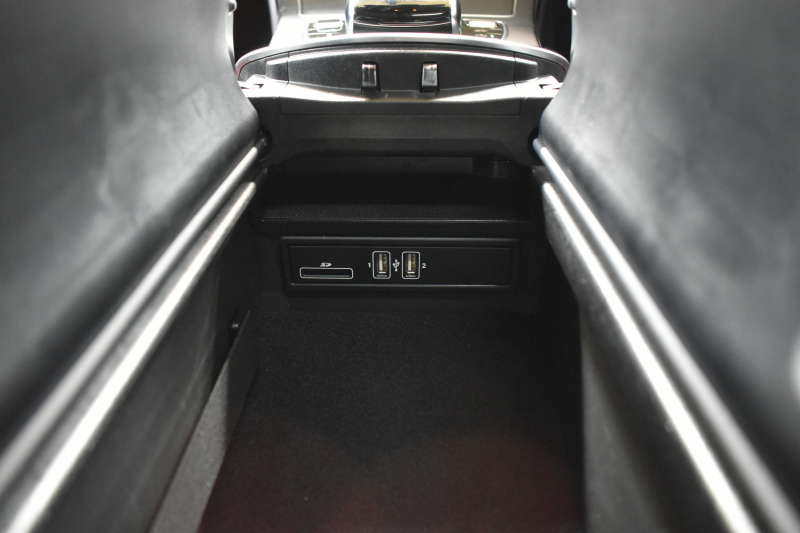 AMG Cクラス C63S ｴｸｽｸﾙｰｼﾌﾞP ﾚｰﾀﾞｰｾｰﾌﾃｨP V8ﾂｲﾝﾀｰﾎﾞ/510馬力 ﾊﾟﾉﾗﾏｻﾝﾙｰﾌ 専用19AW AMGﾊﾟﾌｫｰﾏﾝｽ/赤黒革ｼｰﾄ/ｽﾃｱﾘﾝｸﾞ/ｴｸﾞｿﾞｰｽﾄ ﾌﾞﾙﾒｽﾀｰ HUD ｴｱﾊﾞﾗﾝｽP ﾃﾞｨｽﾄﾛﾆｯｸ ﾌﾞﾗｲﾝﾄﾞS ﾚｰﾝｷｰﾌﾟ ﾅﾋﾞTV Bｶﾒﾗ ﾌｯﾄｹﾞｰﾄ ｷｰGO 2年保証