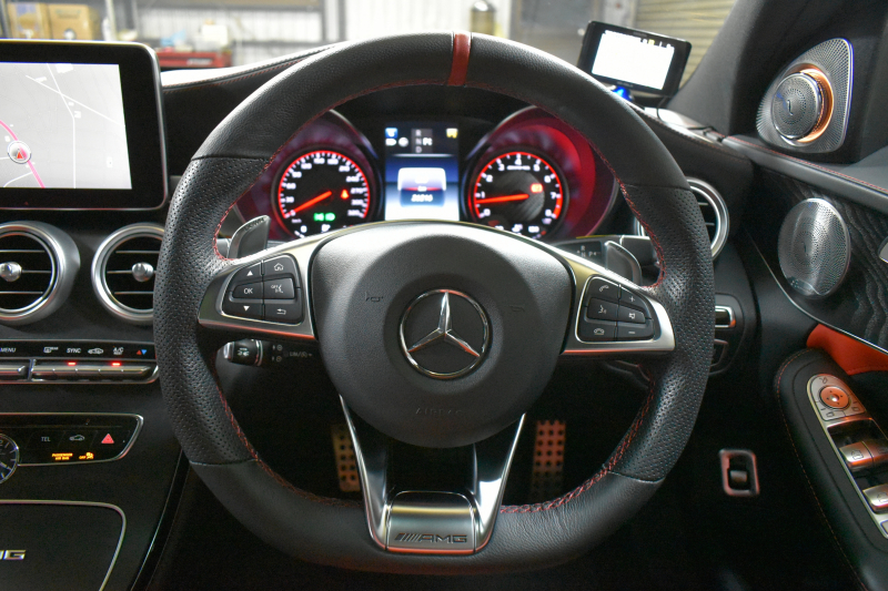 AMG Cクラス C63S ｴｸｽｸﾙｰｼﾌﾞP ﾚｰﾀﾞｰｾｰﾌﾃｨP V8ﾂｲﾝﾀｰﾎﾞ/510馬力 ﾊﾟﾉﾗﾏｻﾝﾙｰﾌ 専用19AW AMGﾊﾟﾌｫｰﾏﾝｽ/赤黒革ｼｰﾄ/ｽﾃｱﾘﾝｸﾞ/ｴｸﾞｿﾞｰｽﾄ ﾌﾞﾙﾒｽﾀｰ HUD ｴｱﾊﾞﾗﾝｽP ﾃﾞｨｽﾄﾛﾆｯｸ ﾌﾞﾗｲﾝﾄﾞS ﾚｰﾝｷｰﾌﾟ ﾅﾋﾞTV Bｶﾒﾗ ﾌｯﾄｹﾞｰﾄ ｷｰGO 2年保証