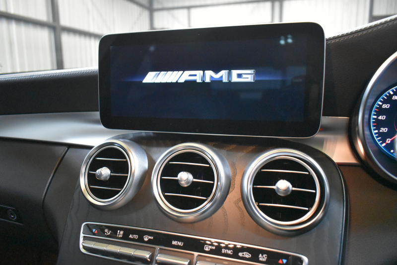 メルセデスベンツ Cクラス C43 4ﾏﾁｯｸ  ﾚｰﾀﾞｰｾｰﾌﾃｨP 後期型 ﾊﾟﾉﾗﾏｻﾝﾙｰﾌ ﾋｰﾀｰ黒本革 ﾃﾞｨｽﾄﾛ BSM Lﾁｪﾝｼﾞ AMGｴｱﾛ ｷｰGO ﾊﾟｰｸﾄﾛ ﾌｯﾄﾄﾗﾝｸ HUD ﾌﾞﾙﾒｽﾀｰS 液晶ﾒｰﾀｰ LEDﾍｯﾄﾞﾗｲﾄ 地ﾃﾞｼﾞﾅﾋﾞ Bｶﾒﾗ 2年保証