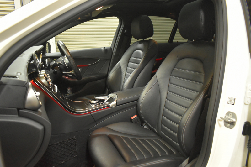 メルセデスベンツ Cクラス C43 4ﾏﾁｯｸ  ﾚｰﾀﾞｰｾｰﾌﾃｨP 後期型 ﾊﾟﾉﾗﾏｻﾝﾙｰﾌ ﾋｰﾀｰ黒本革 ﾃﾞｨｽﾄﾛ BSM Lﾁｪﾝｼﾞ AMGｴｱﾛ ｷｰGO ﾊﾟｰｸﾄﾛ ﾌｯﾄﾄﾗﾝｸ HUD ﾌﾞﾙﾒｽﾀｰS 液晶ﾒｰﾀｰ LEDﾍｯﾄﾞﾗｲﾄ 地ﾃﾞｼﾞﾅﾋﾞ Bｶﾒﾗ 2年保証