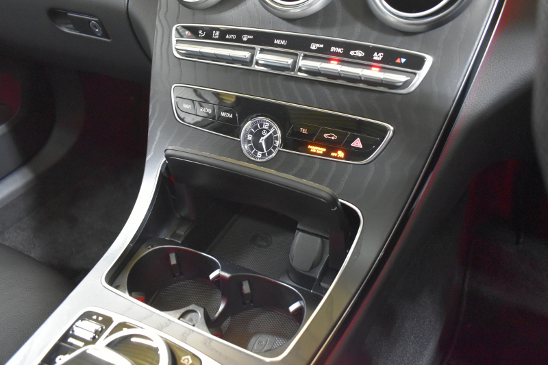 メルセデスベンツ Cクラス C43 4ﾏﾁｯｸ  ﾚｰﾀﾞｰｾｰﾌﾃｨP 後期型 ﾊﾟﾉﾗﾏｻﾝﾙｰﾌ ﾋｰﾀｰ黒本革 ﾃﾞｨｽﾄﾛ BSM Lﾁｪﾝｼﾞ AMGｴｱﾛ ｷｰGO ﾊﾟｰｸﾄﾛ ﾌｯﾄﾄﾗﾝｸ HUD ﾌﾞﾙﾒｽﾀｰS 液晶ﾒｰﾀｰ LEDﾍｯﾄﾞﾗｲﾄ 地ﾃﾞｼﾞﾅﾋﾞ Bｶﾒﾗ 2年保証