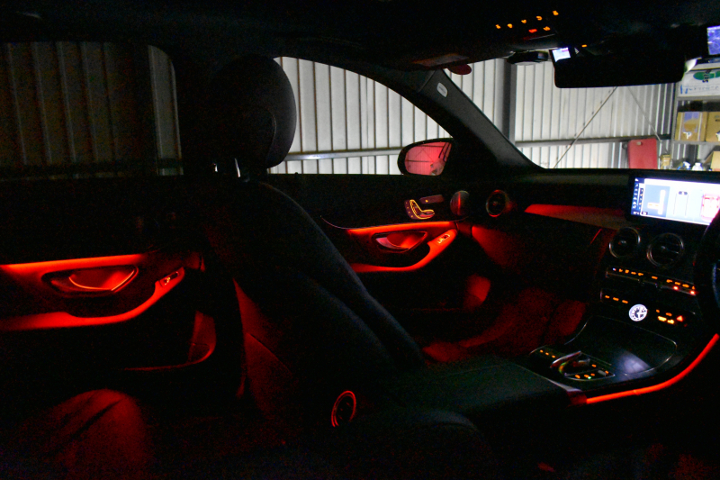 メルセデスベンツ Cクラス C43 4ﾏﾁｯｸ  ﾚｰﾀﾞｰｾｰﾌﾃｨP 後期型 ﾊﾟﾉﾗﾏｻﾝﾙｰﾌ ﾋｰﾀｰ黒本革 ﾃﾞｨｽﾄﾛ BSM Lﾁｪﾝｼﾞ AMGｴｱﾛ ｷｰGO ﾊﾟｰｸﾄﾛ ﾌｯﾄﾄﾗﾝｸ HUD ﾌﾞﾙﾒｽﾀｰS 液晶ﾒｰﾀｰ LEDﾍｯﾄﾞﾗｲﾄ 地ﾃﾞｼﾞﾅﾋﾞ Bｶﾒﾗ 2年保証