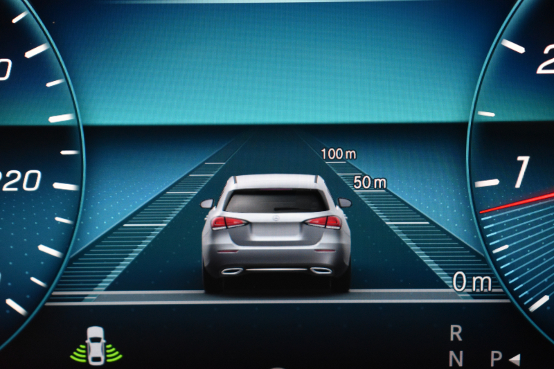 メルセデスベンツ Aクラス A180 Edition1 ﾚｰﾀﾞｰSP 限定150台 MEｺﾈｸﾄ MBUXｼｽﾃﾑ Edition1専用内装 ﾃﾞｨｽﾄﾛ BSM Lﾁｪﾝｼﾞ AMGｴｱﾛ19AW ﾏﾙﾁLED ｷｰGO PTS HUD 10.25ｲﾝﾁｺｯｸﾋﾟｯﾄﾃﾞｨｽﾌﾟﾚｲ 対話式ﾅﾋﾞTV 360ｶﾒﾗ 2年保証