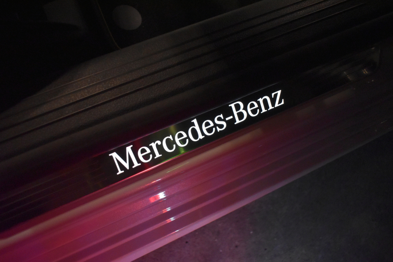 メルセデスベンツ Aクラス A180 Edition1 ﾚｰﾀﾞｰSP 限定150台 MEｺﾈｸﾄ MBUXｼｽﾃﾑ Edition1専用内装 ﾃﾞｨｽﾄﾛ BSM Lﾁｪﾝｼﾞ AMGｴｱﾛ19AW ﾏﾙﾁLED ｷｰGO PTS HUD 10.25ｲﾝﾁｺｯｸﾋﾟｯﾄﾃﾞｨｽﾌﾟﾚｲ 対話式ﾅﾋﾞTV 360ｶﾒﾗ 2年保証