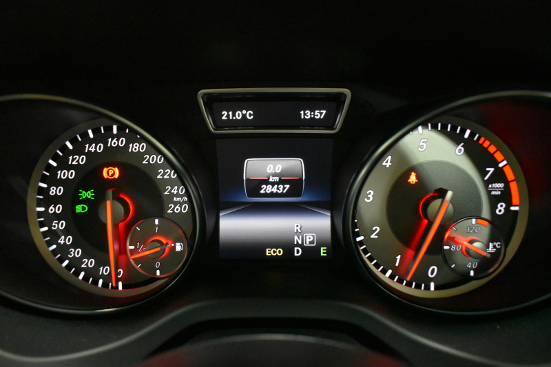 メルセデスベンツ GLA GLA250 4ﾏﾁｯｸ ﾚｻﾞｰｴｸｽｸﾙｰｼﾌﾞ ﾊﾞﾘｭｰPﾌﾟﾗｽ ﾚｰﾀﾞｰSP ﾋｰﾀｰ黒革 ﾃﾞｨｽﾄﾛﾆｯｸﾌﾟﾗｽ ﾌﾞﾗｲﾝﾄﾞｽﾎﾟｯﾄ  電動Rｹﾞｰﾄ ﾊﾟｰｸﾄﾛ harman/kardon ｷｾﾉﾝ 地ﾃﾞｼﾞBｶﾒﾗ 2年保証