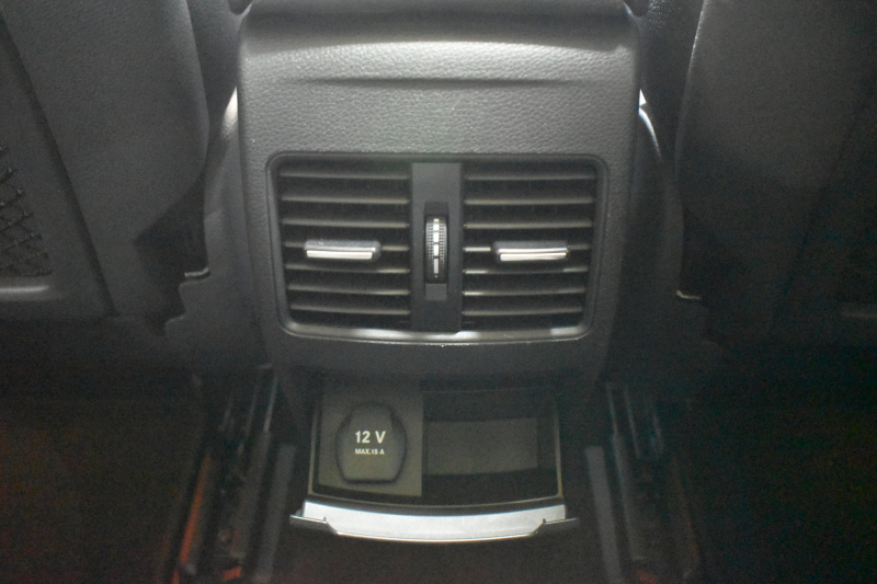 メルセデスベンツ GLA GLA250 4ﾏﾁｯｸ ﾚｻﾞｰｴｸｽｸﾙｰｼﾌﾞ ﾊﾞﾘｭｰPﾌﾟﾗｽ ﾚｰﾀﾞｰSP ﾋｰﾀｰ黒革 ﾃﾞｨｽﾄﾛﾆｯｸﾌﾟﾗｽ ﾌﾞﾗｲﾝﾄﾞｽﾎﾟｯﾄ  電動Rｹﾞｰﾄ ﾊﾟｰｸﾄﾛ harman/kardon ｷｾﾉﾝ 地ﾃﾞｼﾞBｶﾒﾗ 2年保証