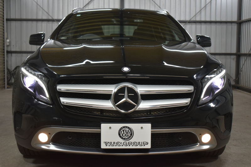 メルセデスベンツ GLA GLA250 4ﾏﾁｯｸ ﾚｻﾞｰｴｸｽｸﾙｰｼﾌﾞ ﾊﾞﾘｭｰPﾌﾟﾗｽ ﾚｰﾀﾞｰSP ﾋｰﾀｰ黒革 ﾃﾞｨｽﾄﾛﾆｯｸﾌﾟﾗｽ ﾌﾞﾗｲﾝﾄﾞｽﾎﾟｯﾄ  電動Rｹﾞｰﾄ ﾊﾟｰｸﾄﾛ harman/kardon ｷｾﾉﾝ 地ﾃﾞｼﾞBｶﾒﾗ 2年保証