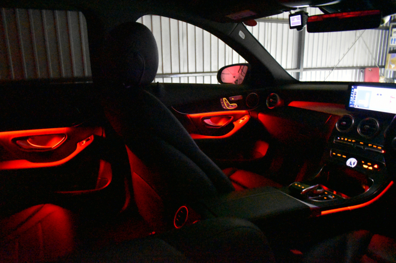 メルセデスベンツ Cクラス C200 ﾛｰﾚｳｽｴﾃﾞｨｼｮﾝ ﾚｰﾀﾞｰｾｰﾌﾃｨP 最終特別仕様 MEｺﾈ 9速 BSG搭載 HUD ﾋｰﾀｰ黒革 ﾃﾞｨｽﾄﾛ BSM Lｷｰﾌﾟ AMGｴｱﾛ18AW ｷｰﾚｽGo PTS 液晶ﾒｰﾀｰ  LEDﾍｯﾄﾞﾗｲﾄ 地ﾃﾞｼﾞﾅﾋﾞ Bｶﾒﾗ 2年保証