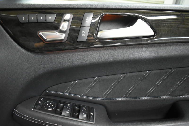 メルセデスベンツ GLE GLE350d 4Mｸｰﾍﾟ ｽﾎﾟｰﾂｵﾚﾝｼﾞｱｰﾄｴﾃﾞｨｼｮﾝ100台限定 ﾚｰﾀﾞｰｾｰﾌﾃｨP 直噴V6 ﾊﾟﾉﾗﾏｻﾝﾙｰﾌ 専用内装 AMGｴｱﾛ専用21AW ｷｰGo ACC BSM Lｷｰﾌﾟ ﾊｰﾏﾝｶｰﾄﾞﾝ 地ﾃﾞｼﾞﾅﾋﾞ360ｶﾒﾗ LEDﾍｯﾄﾞﾗｲﾄ 2年保証