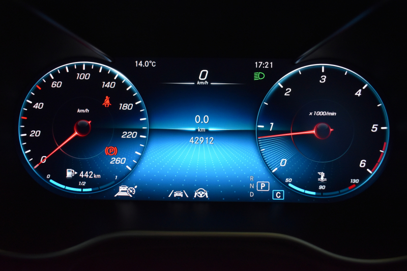 メルセデスベンツ Cクラス C220d ﾛｰﾚｳｽED 特別仕様 ｽﾎﾟｰﾂ+P ﾚｰﾀﾞｰｾｰﾌﾃｨP 後期 1ｵｰﾅｰ 194馬力 燃費18.9km MEｺﾈｸﾄ 9速 ﾋｰﾀｰ黒革 ﾌｯﾄﾄﾗﾝｸ HUD ﾃﾞｨｽﾄﾛ BSM Lﾁｪﾝｼﾞ 誤発進 AMGｴｱﾛ18AW ｷｰﾚｽGO ﾊﾟｰｸﾄﾛ LEDﾍｯﾄﾞﾗｲﾄ ﾏﾙﾁｱﾝﾋﾞｴﾝﾄ 地ﾃﾞｼﾞﾅﾋﾞ360ｶﾒﾗ 2年保証