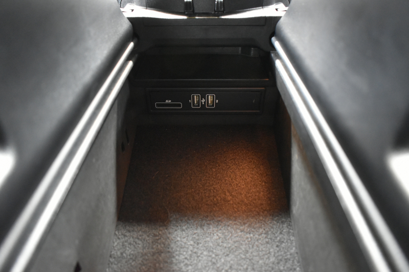 メルセデスベンツ Cクラス C220d ﾛｰﾚｳｽED 特別仕様 ｽﾎﾟｰﾂ+P ﾚｰﾀﾞｰｾｰﾌﾃｨP 後期 1ｵｰﾅｰ 194馬力 燃費18.9km MEｺﾈｸﾄ 9速 ﾋｰﾀｰ黒革 ﾌｯﾄﾄﾗﾝｸ HUD ﾃﾞｨｽﾄﾛ BSM Lﾁｪﾝｼﾞ 誤発進 AMGｴｱﾛ18AW ｷｰﾚｽGO ﾊﾟｰｸﾄﾛ LEDﾍｯﾄﾞﾗｲﾄ ﾏﾙﾁｱﾝﾋﾞｴﾝﾄ 地ﾃﾞｼﾞﾅﾋﾞ360ｶﾒﾗ 2年保証