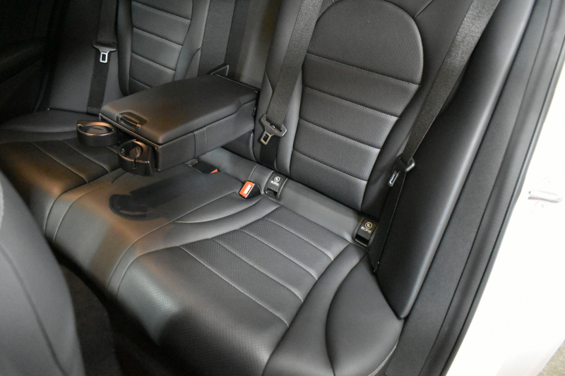 メルセデスベンツ Cクラス C220d ﾛｰﾚｳｽED 特別仕様 ｽﾎﾟｰﾂ+P ﾚｰﾀﾞｰｾｰﾌﾃｨP 後期 1ｵｰﾅｰ 194馬力 燃費18.9km MEｺﾈｸﾄ 9速 ﾋｰﾀｰ黒革 ﾌｯﾄﾄﾗﾝｸ HUD ﾃﾞｨｽﾄﾛ BSM Lﾁｪﾝｼﾞ 誤発進 AMGｴｱﾛ18AW ｷｰﾚｽGO ﾊﾟｰｸﾄﾛ LEDﾍｯﾄﾞﾗｲﾄ ﾏﾙﾁｱﾝﾋﾞｴﾝﾄ 地ﾃﾞｼﾞﾅﾋﾞ360ｶﾒﾗ 2年保証