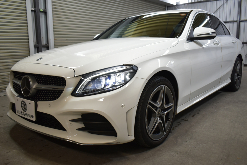 メルセデスベンツ Cクラス C220d ﾛｰﾚｳｽED 特別仕様 ｽﾎﾟｰﾂ+P ﾚｰﾀﾞｰｾｰﾌﾃｨP 後期 1ｵｰﾅｰ 194馬力 燃費18.9km MEｺﾈｸﾄ 9速 ﾋｰﾀｰ黒革 ﾌｯﾄﾄﾗﾝｸ HUD ﾃﾞｨｽﾄﾛ BSM Lﾁｪﾝｼﾞ 誤発進 AMGｴｱﾛ18AW ｷｰﾚｽGO ﾊﾟｰｸﾄﾛ LEDﾍｯﾄﾞﾗｲﾄ ﾏﾙﾁｱﾝﾋﾞｴﾝﾄ 地ﾃﾞｼﾞﾅﾋﾞ360ｶﾒﾗ 2年保証