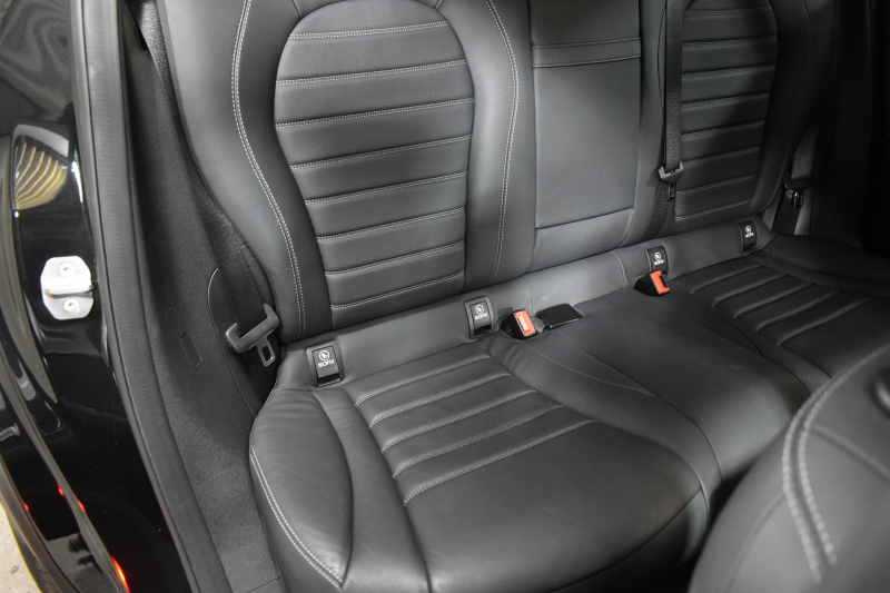 メルセデスベンツ GLCクーペ GLC220d 4M ｸｰﾍﾟ ｽﾎﾟｰﾂ 本革仕様 ﾚｰﾀﾞｰSP MEｺﾈｸﾄ ｻﾝﾙｰﾌ 全席ﾋｰﾀｰ黒革 ﾃﾞｨｽﾄﾛ BSM Lｷｰﾌﾟ AMGｴｱﾛ19AW ｷｰGO ﾌﾞﾙﾒ HUD 地ﾃﾞｼﾞ360ｶﾒ 2年保証