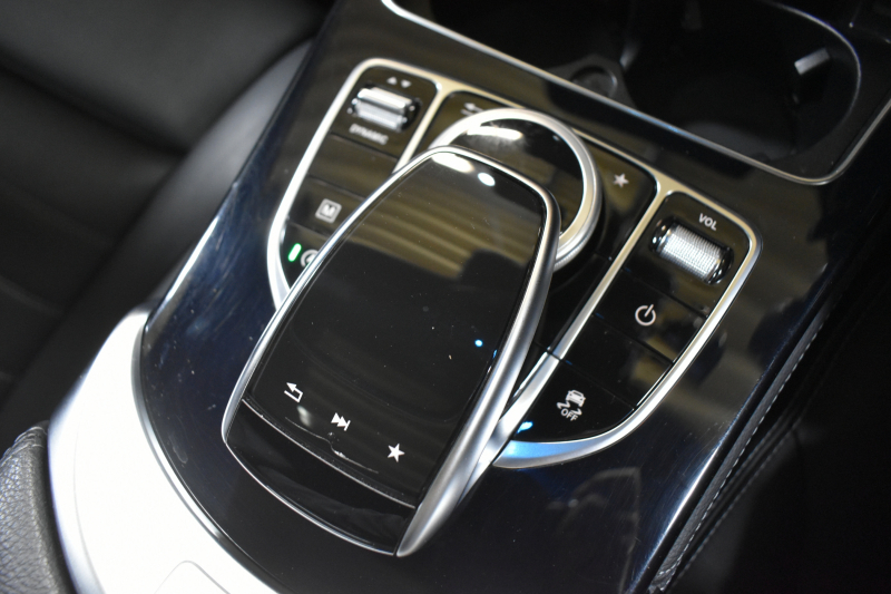 メルセデスベンツ GLCクーペ GLC220d 4M ｸｰﾍﾟ ｽﾎﾟｰﾂ 本革仕様 ﾚｰﾀﾞｰSP MEｺﾈｸﾄ ｻﾝﾙｰﾌ 全席ﾋｰﾀｰ黒革 ﾃﾞｨｽﾄﾛ BSM Lｷｰﾌﾟ AMGｴｱﾛ19AW ｷｰGO ﾌﾞﾙﾒ HUD 地ﾃﾞｼﾞ360ｶﾒ 2年保証