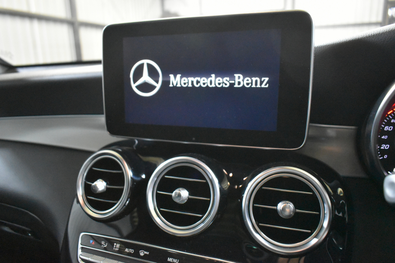 メルセデスベンツ GLCクーペ GLC220d 4M ｸｰﾍﾟ ｽﾎﾟｰﾂ 本革仕様 ﾚｰﾀﾞｰSP MEｺﾈｸﾄ ｻﾝﾙｰﾌ 全席ﾋｰﾀｰ黒革 ﾃﾞｨｽﾄﾛ BSM Lｷｰﾌﾟ AMGｴｱﾛ19AW ｷｰGO ﾌﾞﾙﾒ HUD 地ﾃﾞｼﾞ360ｶﾒ 2年保証