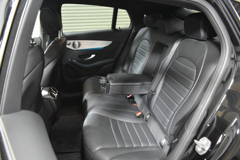 メルセデスベンツ GLCクーペ GLC220d 4M ｸｰﾍﾟ ｽﾎﾟｰﾂ 本革仕様 ﾚｰﾀﾞｰSP MEｺﾈｸﾄ ｻﾝﾙｰﾌ 全席ﾋｰﾀｰ黒革 ﾃﾞｨｽﾄﾛ BSM Lｷｰﾌﾟ AMGｴｱﾛ19AW ｷｰGO ﾌﾞﾙﾒ HUD 地ﾃﾞｼﾞ360ｶﾒ 2年保証