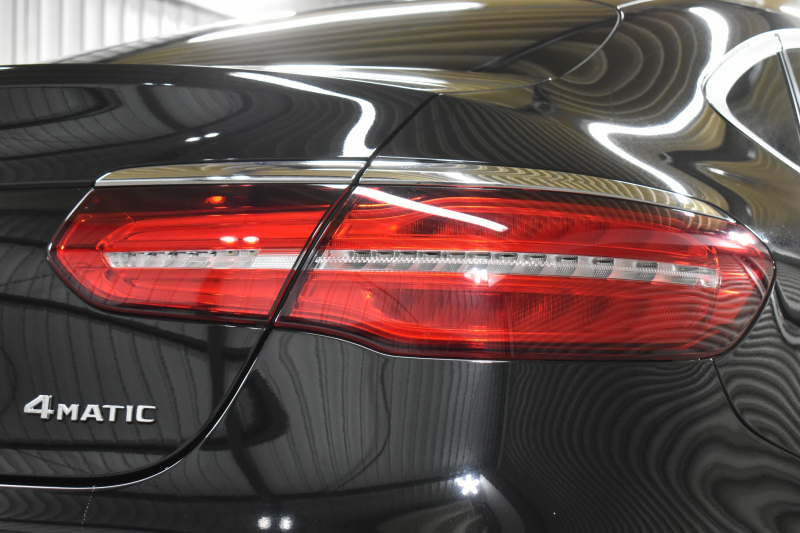 メルセデスベンツ GLCクーペ GLC220d 4M ｸｰﾍﾟ ｽﾎﾟｰﾂ 本革仕様 ﾚｰﾀﾞｰSP MEｺﾈｸﾄ ｻﾝﾙｰﾌ 全席ﾋｰﾀｰ黒革 ﾃﾞｨｽﾄﾛ BSM Lｷｰﾌﾟ AMGｴｱﾛ19AW ｷｰGO ﾌﾞﾙﾒ HUD 地ﾃﾞｼﾞ360ｶﾒ 2年保証