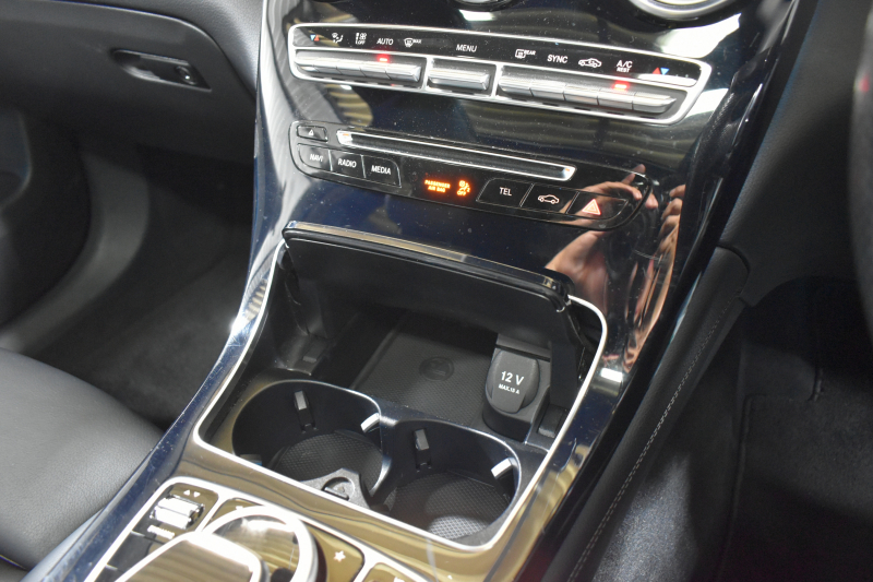 メルセデスベンツ GLCクーペ GLC220d 4M ｸｰﾍﾟ ｽﾎﾟｰﾂ 本革仕様 ﾚｰﾀﾞｰSP MEｺﾈｸﾄ ｻﾝﾙｰﾌ 全席ﾋｰﾀｰ黒革 ﾃﾞｨｽﾄﾛ BSM Lｷｰﾌﾟ AMGｴｱﾛ19AW ｷｰGO ﾌﾞﾙﾒ HUD 地ﾃﾞｼﾞ360ｶﾒ 2年保証