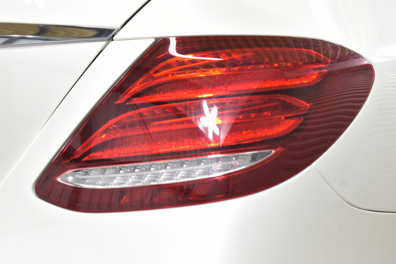 メルセデスベンツ Eクラス E300 AVG ｽﾎﾟｰﾂ ｴｸｽｸﾙｰｼﾌﾞ ﾚｰﾀﾞｰP  258馬力 MEｺﾈ ﾊﾟﾉﾗﾏｻﾝﾙｰﾌ 全席ﾋｰﾀｰ黒革 ﾃﾞｨｽﾄﾛ Lﾁｪﾝｼﾞ AMGｴｱﾛ19AW ｷｰGo ﾌｯﾄﾄﾗﾝｸ ﾌﾞﾙﾒS 地ﾃﾞｼﾞ360ｶﾒﾗ 2年保証