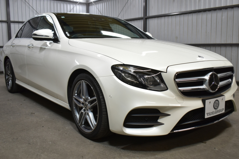 メルセデスベンツ Eクラス E300 AVG ｽﾎﾟｰﾂ ｴｸｽｸﾙｰｼﾌﾞ ﾚｰﾀﾞｰP  258馬力 MEｺﾈ ﾊﾟﾉﾗﾏｻﾝﾙｰﾌ 全席ﾋｰﾀｰ黒革 ﾃﾞｨｽﾄﾛ Lﾁｪﾝｼﾞ AMGｴｱﾛ19AW ｷｰGo ﾌｯﾄﾄﾗﾝｸ ﾌﾞﾙﾒS 地ﾃﾞｼﾞ360ｶﾒﾗ 2年保証