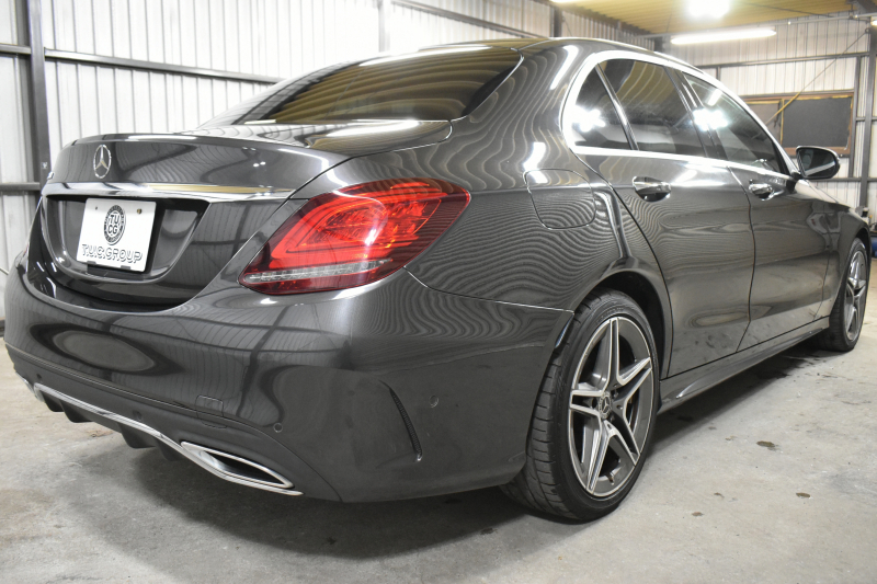 メルセデスベンツ Cクラス C220d ﾛｰﾚｳｽED 特別仕様 ﾚｰﾀﾞｰｾｰﾌﾃｨP 後期型 ﾃﾞｨｰｾﾞﾙﾀｰﾎﾞ194馬力 燃費18.9km MEｺﾈｸﾄ 9速 ﾋｰﾀｰ黒革 ﾌｯﾄﾄﾗﾝｸ HUD ﾃﾞｨｽﾄﾛ BSM Lﾁｪﾝｼﾞ 誤発進 AMGｴｱﾛ18AW ｷｰﾚｽGO ﾊﾟｰｸﾄﾛ LEDﾍｯﾄﾞﾗｲﾄ ﾏﾙﾁｱﾝﾋﾞｴﾝﾄ 地ﾃﾞｼﾞﾅﾋﾞﾊﾞｯｸｶﾒﾗ 2年保証