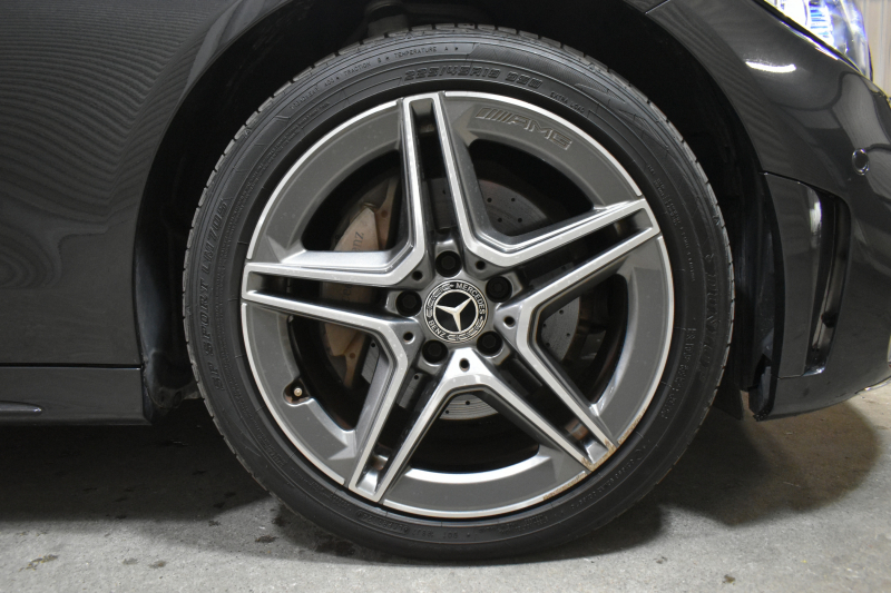 メルセデスベンツ Cクラス C220d ﾛｰﾚｳｽED 特別仕様 ﾚｰﾀﾞｰｾｰﾌﾃｨP 後期型 ﾃﾞｨｰｾﾞﾙﾀｰﾎﾞ194馬力 燃費18.9km MEｺﾈｸﾄ 9速 ﾋｰﾀｰ黒革 ﾌｯﾄﾄﾗﾝｸ HUD ﾃﾞｨｽﾄﾛ BSM Lﾁｪﾝｼﾞ 誤発進 AMGｴｱﾛ18AW ｷｰﾚｽGO ﾊﾟｰｸﾄﾛ LEDﾍｯﾄﾞﾗｲﾄ ﾏﾙﾁｱﾝﾋﾞｴﾝﾄ 地ﾃﾞｼﾞﾅﾋﾞﾊﾞｯｸｶﾒﾗ 2年保証