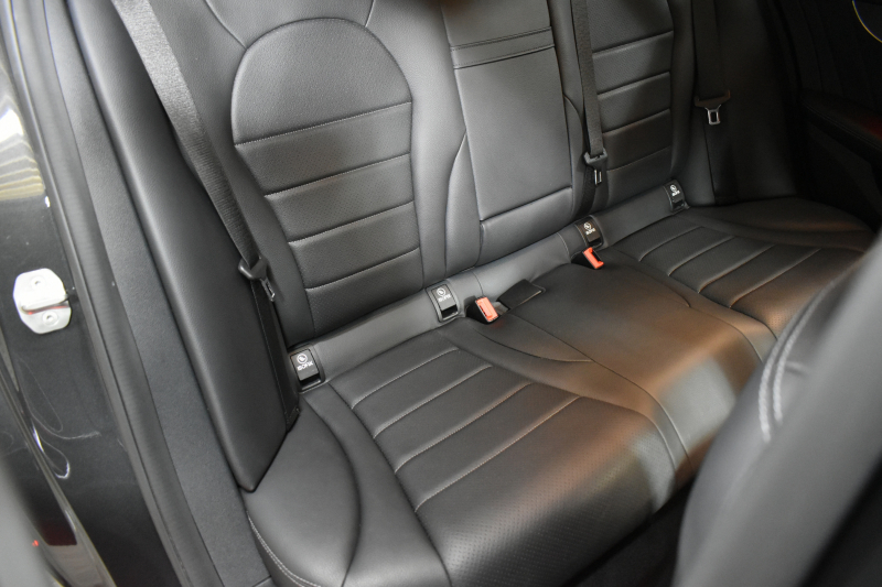 メルセデスベンツ Cクラス C220d ﾛｰﾚｳｽED 特別仕様 ﾚｰﾀﾞｰｾｰﾌﾃｨP 後期型 ﾃﾞｨｰｾﾞﾙﾀｰﾎﾞ194馬力 燃費18.9km MEｺﾈｸﾄ 9速 ﾋｰﾀｰ黒革 ﾌｯﾄﾄﾗﾝｸ HUD ﾃﾞｨｽﾄﾛ BSM Lﾁｪﾝｼﾞ 誤発進 AMGｴｱﾛ18AW ｷｰﾚｽGO ﾊﾟｰｸﾄﾛ LEDﾍｯﾄﾞﾗｲﾄ ﾏﾙﾁｱﾝﾋﾞｴﾝﾄ 地ﾃﾞｼﾞﾅﾋﾞﾊﾞｯｸｶﾒﾗ 2年保証