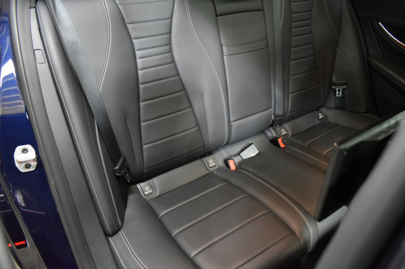 メルセデスベンツ Eクラス E300WG ｽﾎﾟｰﾂ ｴｸｽｸﾙｰｼﾌﾞ ﾚｰﾀﾞｰSP 後期型 258馬力 1ｵﾅ MEｺﾈ ﾊﾟﾉﾗﾏｻﾝR 全席ﾋｰﾀｰ黒革 ﾃﾞｨｽﾄﾛ Lﾁｪﾝｼﾞ AMGｴｱﾛ19AW ｷｰGO HUD ﾌﾞﾙﾒS 地ﾃﾞｼﾞ360ｶﾒ 2年保証