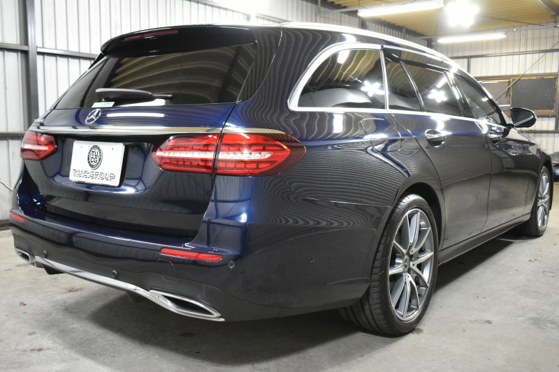 メルセデスベンツ Eクラス E300WG ｽﾎﾟｰﾂ ｴｸｽｸﾙｰｼﾌﾞ ﾚｰﾀﾞｰSP 後期型 258馬力 1ｵﾅ MEｺﾈ ﾊﾟﾉﾗﾏｻﾝR 全席ﾋｰﾀｰ黒革 ﾃﾞｨｽﾄﾛ Lﾁｪﾝｼﾞ AMGｴｱﾛ19AW ｷｰGO HUD ﾌﾞﾙﾒS 地ﾃﾞｼﾞ360ｶﾒ 2年保証