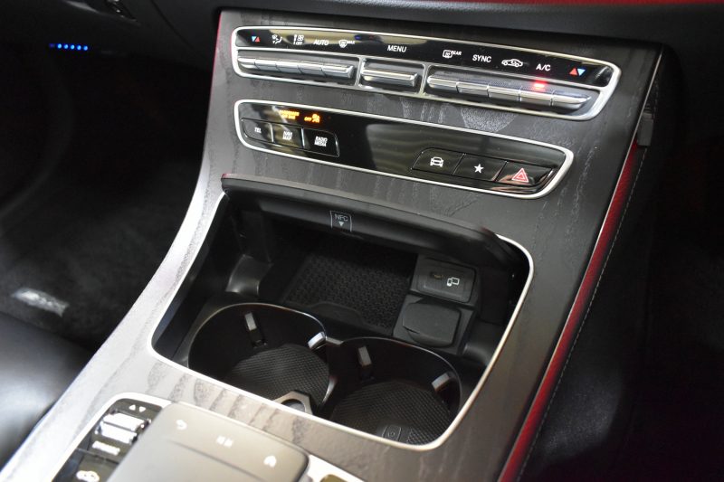 メルセデスベンツ Eクラス E300WG ｽﾎﾟｰﾂ ｴｸｽｸﾙｰｼﾌﾞ ﾚｰﾀﾞｰSP 後期型 258馬力 1ｵﾅ MEｺﾈ ﾊﾟﾉﾗﾏｻﾝR 全席ﾋｰﾀｰ黒革 ﾃﾞｨｽﾄﾛ Lﾁｪﾝｼﾞ AMGｴｱﾛ19AW ｷｰGO HUD ﾌﾞﾙﾒS 地ﾃﾞｼﾞ360ｶﾒ 2年保証