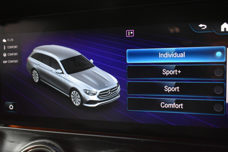 メルセデスベンツ Eクラス E300WG ｽﾎﾟｰﾂ ｴｸｽｸﾙｰｼﾌﾞ ﾚｰﾀﾞｰSP 後期型 258馬力 1ｵﾅ MEｺﾈ ﾊﾟﾉﾗﾏｻﾝR 全席ﾋｰﾀｰ黒革 ﾃﾞｨｽﾄﾛ Lﾁｪﾝｼﾞ AMGｴｱﾛ19AW ｷｰGO HUD ﾌﾞﾙﾒS 地ﾃﾞｼﾞ360ｶﾒ 2年保証