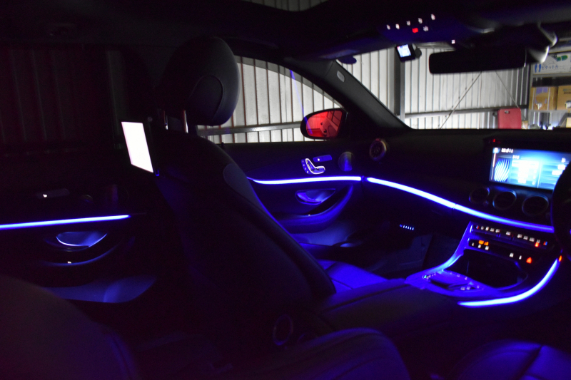 メルセデスベンツ Eクラス E300WG ｽﾎﾟｰﾂ ｴｸｽｸﾙｰｼﾌﾞ ﾚｰﾀﾞｰSP 後期型 258馬力 1ｵﾅ MEｺﾈ ﾊﾟﾉﾗﾏｻﾝR 全席ﾋｰﾀｰ黒革 ﾃﾞｨｽﾄﾛ Lﾁｪﾝｼﾞ AMGｴｱﾛ19AW ｷｰGO HUD ﾌﾞﾙﾒS 地ﾃﾞｼﾞ360ｶﾒ 2年保証