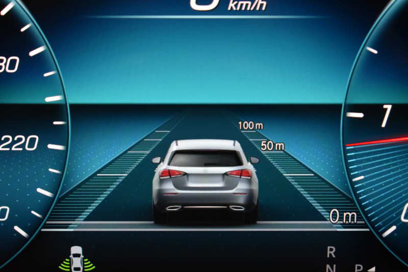 メルセデスベンツ GLB GLB200d 4ﾏﾁｯｸ AMGﾗｲﾝ 1ｵｰﾅｰ ﾊﾟﾉﾗﾏSR AMGﾚｻﾞｰEXC ﾋｰﾀｰ付赤黒ﾂｰﾄﾝ革 ﾅﾋﾞｹﾞｰｼｮﾝP MBUX 地ﾃﾞｼﾞ ﾏﾙﾁﾋﾞｰﾑLED ﾚｰﾀﾞｰｾｰﾌﾃｨP 8速 ﾃﾞｨｽﾄﾛ BSM Lｷｰﾌﾟ AMGｴｱﾛ ｷｰﾚｽGO PTS ﾌｯﾄﾄﾗﾝｸ 駐車支援 対話式ﾅﾋﾞ 360ｶﾒﾗ 19AW 2年保証