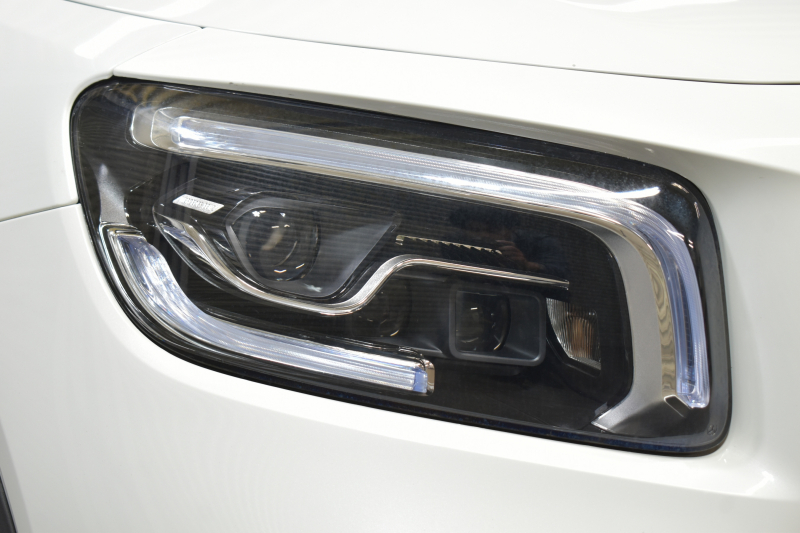 メルセデスベンツ GLB GLB200d 4ﾏﾁｯｸ AMGﾗｲﾝ 1ｵｰﾅｰ ﾊﾟﾉﾗﾏSR AMGﾚｻﾞｰEXC ﾋｰﾀｰ付赤黒ﾂｰﾄﾝ革 ﾅﾋﾞｹﾞｰｼｮﾝP MBUX 地ﾃﾞｼﾞ ﾏﾙﾁﾋﾞｰﾑLED ﾚｰﾀﾞｰｾｰﾌﾃｨP 8速 ﾃﾞｨｽﾄﾛ BSM Lｷｰﾌﾟ AMGｴｱﾛ ｷｰﾚｽGO PTS ﾌｯﾄﾄﾗﾝｸ 駐車支援 対話式ﾅﾋﾞ 360ｶﾒﾗ 19AW 2年保証