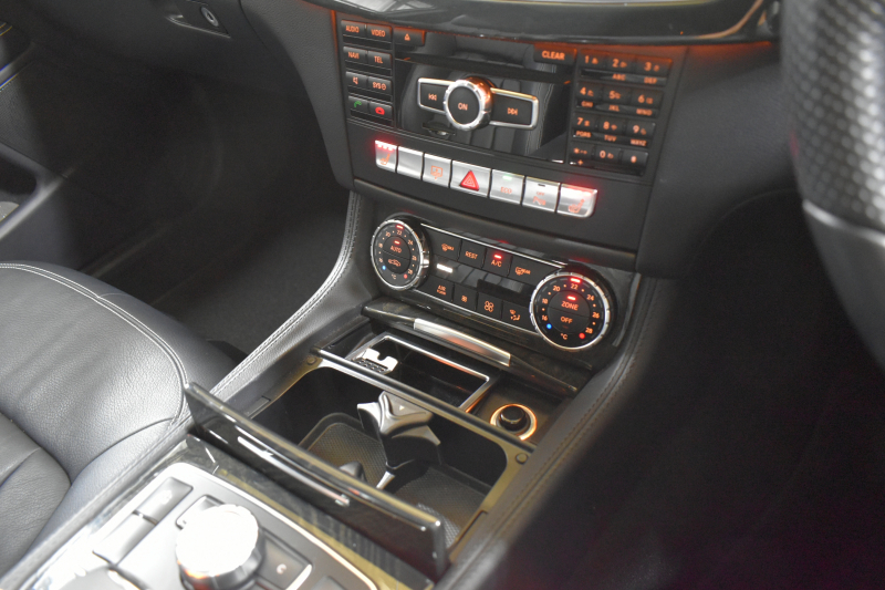 メルセデスベンツ CLS CLS350 AMGｽﾎﾟ-ﾂ ﾚｰﾀﾞｰSP 306馬力 右H ｻﾝﾙｰﾌ 全席ﾋｰﾀｰ黒革 ﾃﾞｨｽﾄﾛ Bｽﾎﾟｯﾄ Lｷｰﾌﾟ AMGｴｱﾛ19AW ｷｰﾚｽGO 電動ﾄﾗﾝｸ ﾊﾟｰｸﾄﾛ LEDﾗｲﾄ 地ﾃﾞｼﾞBｶﾒﾗ 2年保証