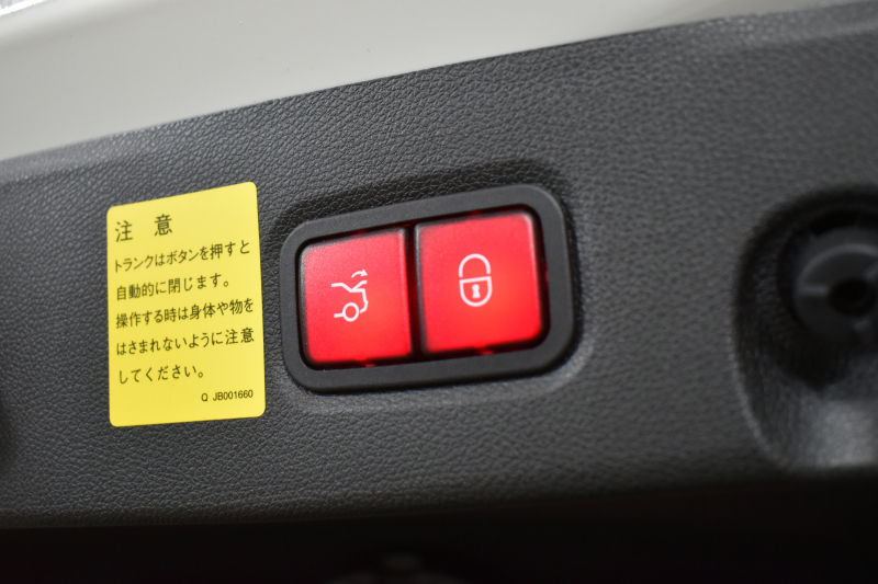 メルセデスベンツ CLS CLS350 AMGｽﾎﾟ-ﾂ ﾚｰﾀﾞｰSP 306馬力 右H ｻﾝﾙｰﾌ 全席ﾋｰﾀｰ黒革 ﾃﾞｨｽﾄﾛ Bｽﾎﾟｯﾄ Lｷｰﾌﾟ AMGｴｱﾛ19AW ｷｰﾚｽGO 電動ﾄﾗﾝｸ ﾊﾟｰｸﾄﾛ LEDﾗｲﾄ 地ﾃﾞｼﾞBｶﾒﾗ 2年保証