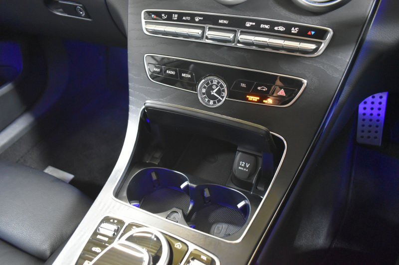 メルセデスベンツ Cクラス C200 4MATIC AVG AMGﾗｲﾝ ﾚｻﾞｰｴｸｽｸﾙｰｼﾌﾞ ﾚｰﾀﾞｰSP  後期型  ﾐｰｺﾈｸﾄ ACC Lﾁｪﾝｼﾞ 誤発進 ﾋｰﾀｰ黒革 ﾌﾞﾙﾒS HUD AMGｴｱﾛ18AW ｷｰﾚｽGoPTS 液晶ﾒｰﾀｰ HUD ﾌｯﾄｹﾞｰﾄ ﾏﾙﾁｶﾗｰｱﾝﾋﾞｴﾝﾄ 地ﾃﾞｼﾞﾅﾋﾞBｶﾒﾗ 2年保証