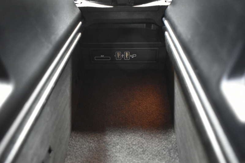 メルセデスベンツ Cクラス C200 4MATIC AVG AMGﾗｲﾝ ﾚｻﾞｰｴｸｽｸﾙｰｼﾌﾞ ﾚｰﾀﾞｰSP  後期型  ﾐｰｺﾈｸﾄ ACC Lﾁｪﾝｼﾞ 誤発進 ﾋｰﾀｰ黒革 ﾌﾞﾙﾒS HUD AMGｴｱﾛ18AW ｷｰﾚｽGoPTS 液晶ﾒｰﾀｰ HUD ﾌｯﾄｹﾞｰﾄ ﾏﾙﾁｶﾗｰｱﾝﾋﾞｴﾝﾄ 地ﾃﾞｼﾞﾅﾋﾞBｶﾒﾗ 2年保証