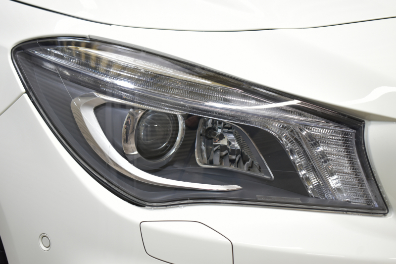 AMG CLAクラス CLA45 4ﾏﾁｯｸ ﾚｰﾀﾞｰｾｰﾌﾃｨP 高出力ｴﾝｼﾞﾝ360馬力 ﾊﾟﾉﾗﾏｻﾝﾙｰﾌ ﾋｰﾀｰ黒革 ﾃﾞｨｽﾄﾛﾆｯｸﾌﾟﾗｽ ﾌﾞﾗｲﾝﾄﾞｽﾎﾟｯﾄ AMGｴｱﾛ18AW 地ﾃﾞｼﾞ ﾊﾞｯｸｶﾒﾗ ﾊﾟｰｸﾄﾛﾆｯｸ 2年保証