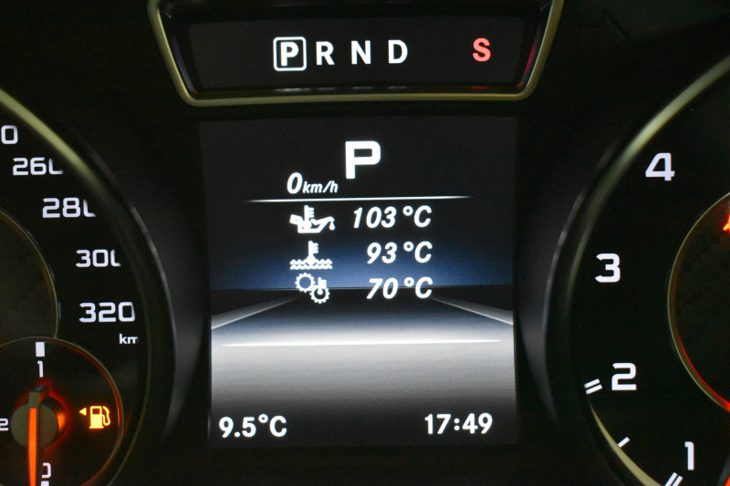 AMG CLAクラス CLA45 4ﾏﾁｯｸ ﾚｰﾀﾞｰｾｰﾌﾃｨP 高出力ｴﾝｼﾞﾝ360馬力 ﾊﾟﾉﾗﾏｻﾝﾙｰﾌ ﾋｰﾀｰ黒革 ﾃﾞｨｽﾄﾛﾆｯｸﾌﾟﾗｽ ﾌﾞﾗｲﾝﾄﾞｽﾎﾟｯﾄ AMGｴｱﾛ18AW 地ﾃﾞｼﾞ ﾊﾞｯｸｶﾒﾗ ﾊﾟｰｸﾄﾛﾆｯｸ 2年保証