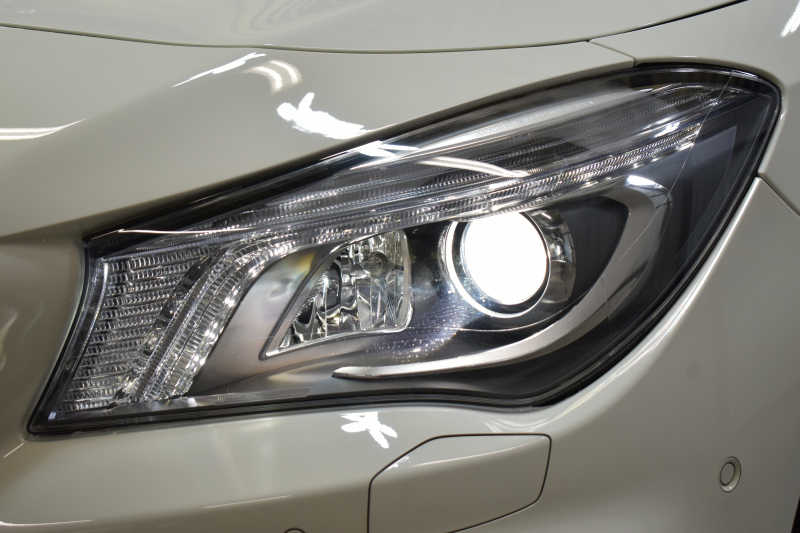 AMG CLAクラス CLA45 4ﾏﾁｯｸ ﾚｰﾀﾞｰｾｰﾌﾃｨP 高出力ｴﾝｼﾞﾝ360馬力 ﾊﾟﾉﾗﾏｻﾝﾙｰﾌ ﾋｰﾀｰ黒革 ﾃﾞｨｽﾄﾛﾆｯｸﾌﾟﾗｽ ﾌﾞﾗｲﾝﾄﾞｽﾎﾟｯﾄ AMGｴｱﾛ18AW 地ﾃﾞｼﾞ ﾊﾞｯｸｶﾒﾗ ﾊﾟｰｸﾄﾛﾆｯｸ 2年保証