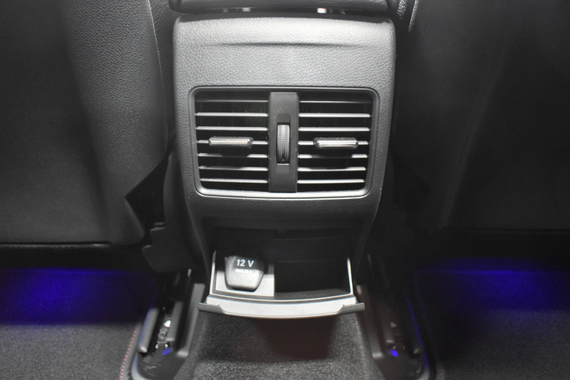 AMG CLAクラス CLA45 4ﾏﾁｯｸ ﾚｰﾀﾞｰｾｰﾌﾃｨP 高出力ｴﾝｼﾞﾝ360馬力 ﾊﾟﾉﾗﾏｻﾝﾙｰﾌ ﾋｰﾀｰ黒革 ﾃﾞｨｽﾄﾛﾆｯｸﾌﾟﾗｽ ﾌﾞﾗｲﾝﾄﾞｽﾎﾟｯﾄ AMGｴｱﾛ18AW 地ﾃﾞｼﾞ ﾊﾞｯｸｶﾒﾗ ﾊﾟｰｸﾄﾛﾆｯｸ 2年保証