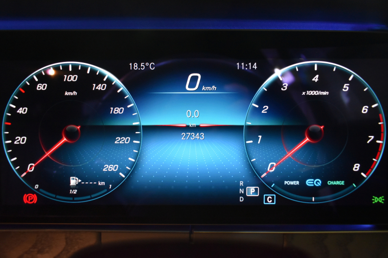 メルセデスベンツ Eクラス E200 ｽﾎﾟｰﾂ ｴｸｽｸﾙｰｼﾌﾞAMGﾗｲﾝｲﾝﾃﾘｱP ﾚｰﾀﾞｰｾｰﾌﾃｨP 後期型 MEｺﾈｸﾄ 燃費13.1KM 全席ﾋｰﾀｰ黒革 ﾃﾞｨｽﾄﾛ BSM Lﾁｪﾝｼﾞ AMGｴｱﾛ19AW ｷｰﾚｽGO ﾊﾟｰｸﾄﾛ HUD ﾌﾞﾙﾒS ﾏﾙﾁｶﾗｰｱﾝﾋﾞｴﾝﾄ 対話式ﾅﾋﾞ 360ｶﾒﾗ 2年保証