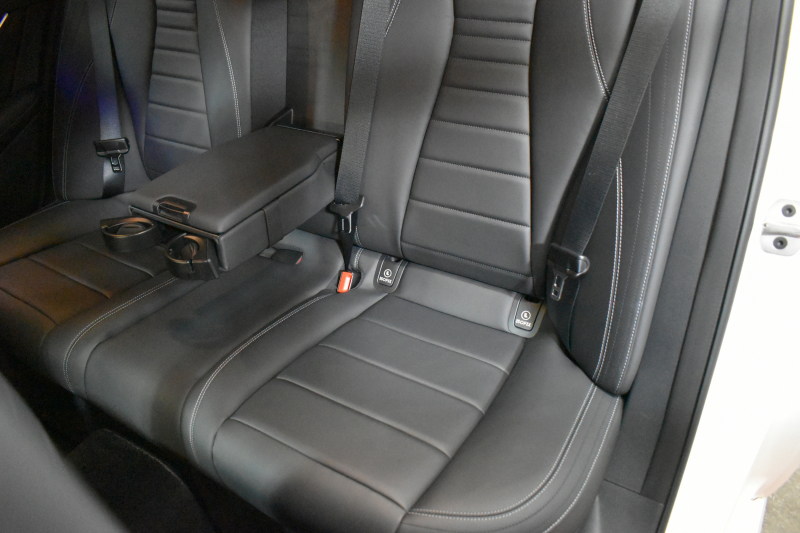 メルセデスベンツ Eクラス E200 ｽﾎﾟｰﾂ ｴｸｽｸﾙｰｼﾌﾞAMGﾗｲﾝｲﾝﾃﾘｱP ﾚｰﾀﾞｰｾｰﾌﾃｨP 後期型 MEｺﾈｸﾄ 燃費13.1KM 全席ﾋｰﾀｰ黒革 ﾃﾞｨｽﾄﾛ BSM Lﾁｪﾝｼﾞ AMGｴｱﾛ19AW ｷｰﾚｽGO ﾊﾟｰｸﾄﾛ HUD ﾌﾞﾙﾒS ﾏﾙﾁｶﾗｰｱﾝﾋﾞｴﾝﾄ 対話式ﾅﾋﾞ 360ｶﾒﾗ 2年保証