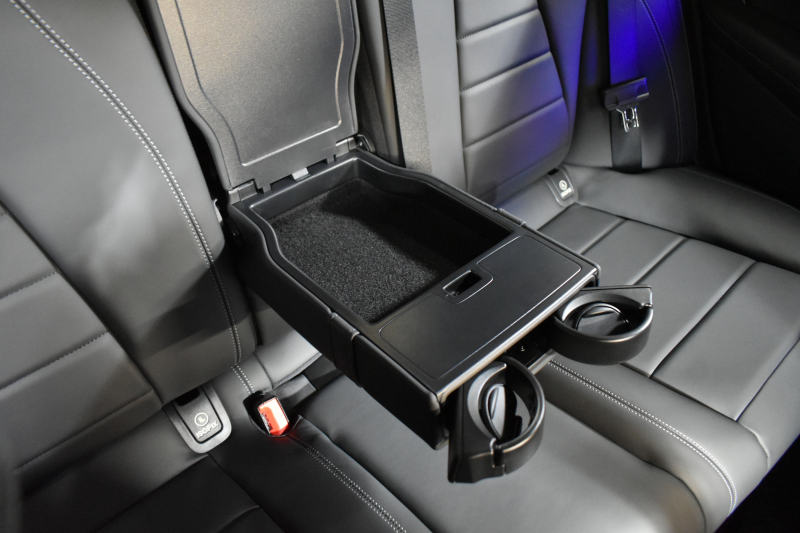 メルセデスベンツ Eクラス E200 ｽﾎﾟｰﾂ ｴｸｽｸﾙｰｼﾌﾞAMGﾗｲﾝｲﾝﾃﾘｱP ﾚｰﾀﾞｰｾｰﾌﾃｨP 後期型 MEｺﾈｸﾄ 燃費13.1KM 全席ﾋｰﾀｰ黒革 ﾃﾞｨｽﾄﾛ BSM Lﾁｪﾝｼﾞ AMGｴｱﾛ19AW ｷｰﾚｽGO ﾊﾟｰｸﾄﾛ HUD ﾌﾞﾙﾒS ﾏﾙﾁｶﾗｰｱﾝﾋﾞｴﾝﾄ 対話式ﾅﾋﾞ 360ｶﾒﾗ 2年保証